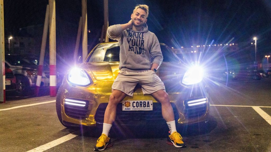 El Porsche Panamera del youtuber Corbacho amb la matrícula personalitzada / EC