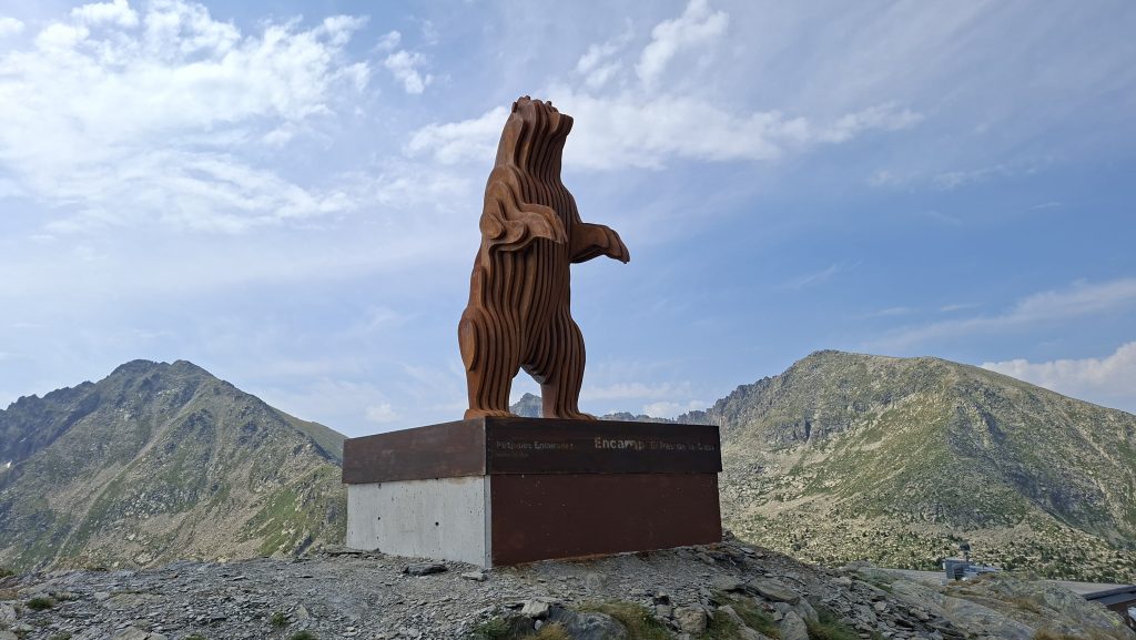 L'estatua de l'ossa / ANA