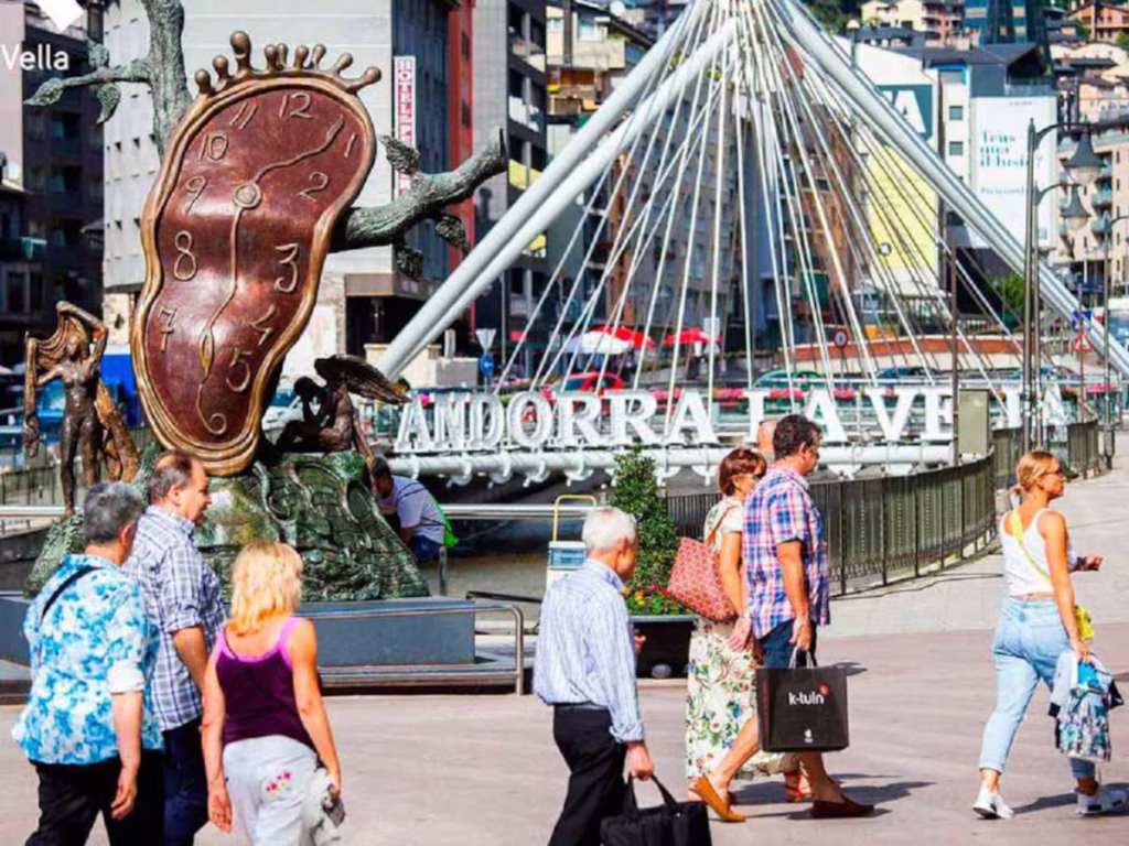 Turistes a Andorra la Vella / Comú Andorra la Vella