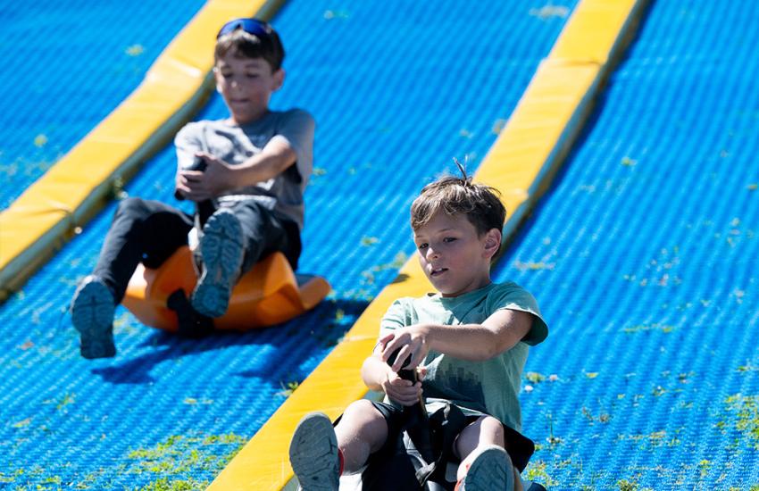 Slide / Naturland
