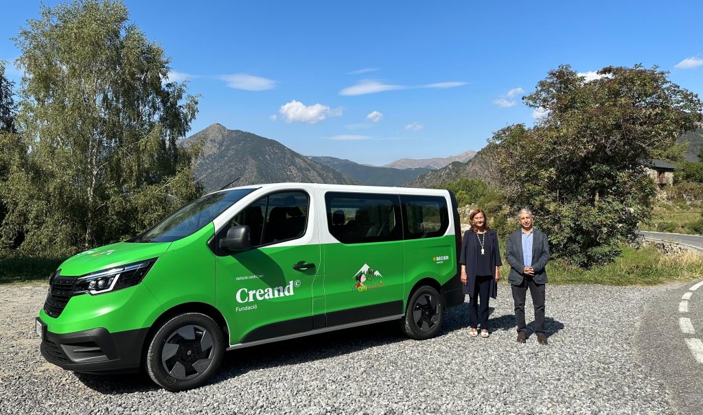 La furgoneta que ha cedit Creand a la fundació Hi Arribarem / Creand