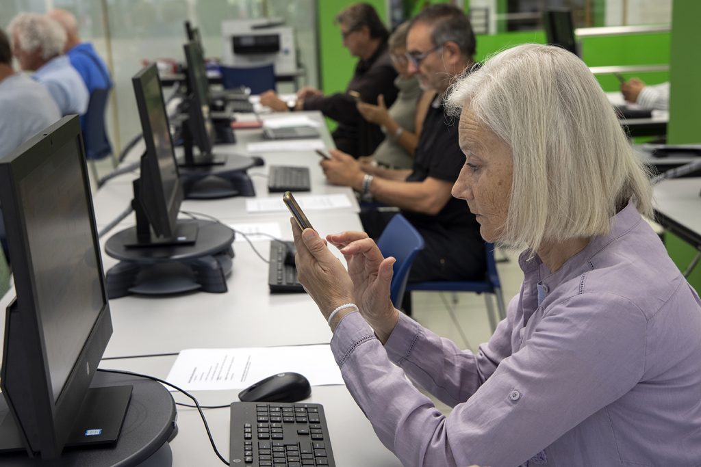 Classes de tecnologia / Fundació Creand