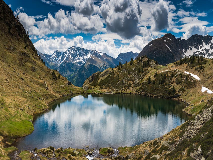 Andorra es un paraíso natural / Mutuamcat