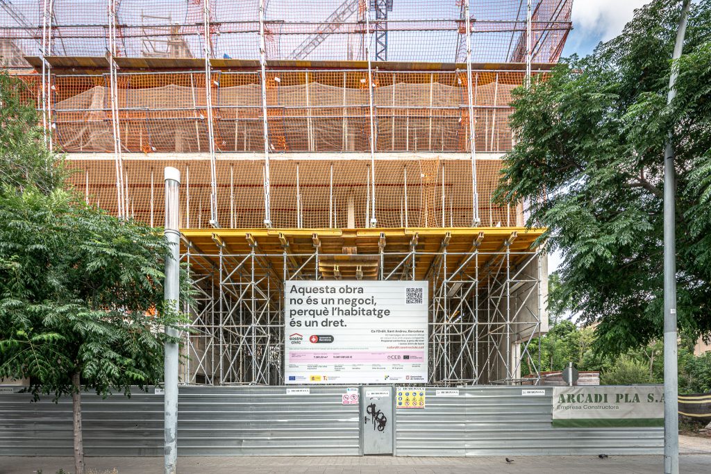 Habitatge cooperatiu a Cal Ordit a Barcelona / HC