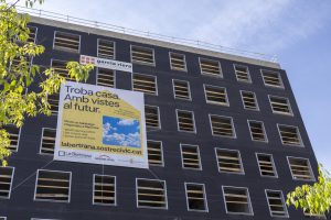 Edificio de vivienda colectiva / Manresa