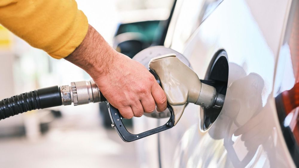 Andorra aplica una rebaja a los carburantes / Gas
